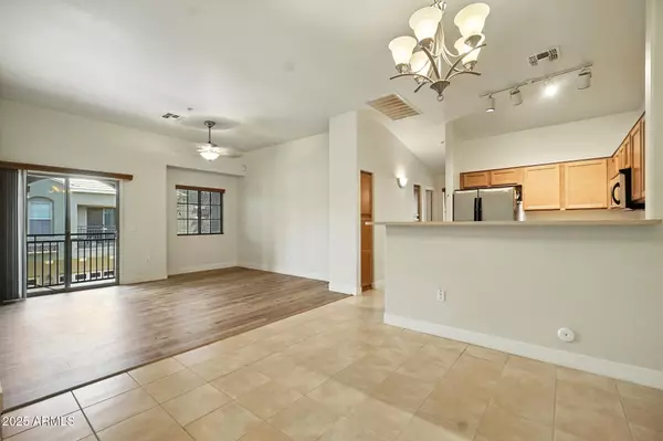 Tempe, AZ 85288,2402 E 5TH Street #1649