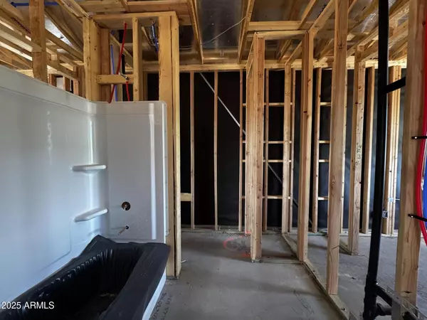San Tan Valley, AZ 85143,3334 E VALLEYHIGH Trail