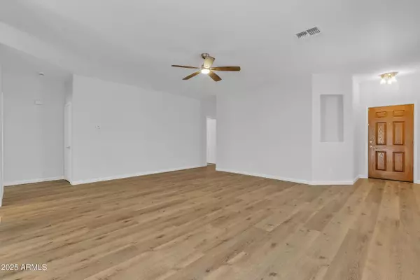 Phoenix, AZ 85037,9261 W SHERIDAN Street