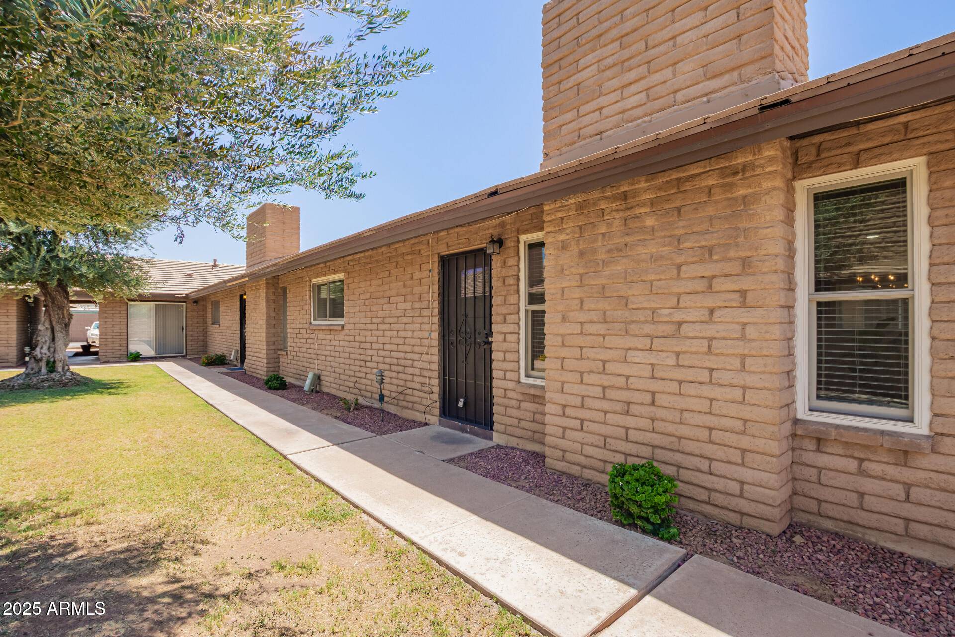 Tempe, AZ 85282,2015 E SOUTHERN Avenue #16