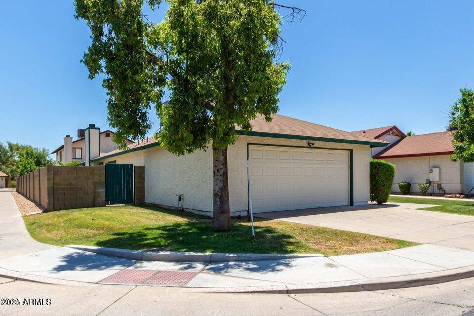Phoenix, AZ 85037,10011 W TURNEY Avenue