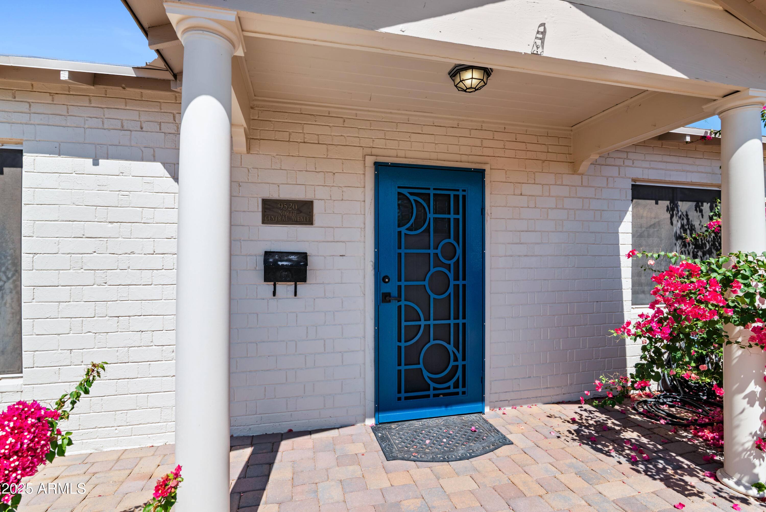 Phoenix, AZ 85020,9520 N Central Avenue