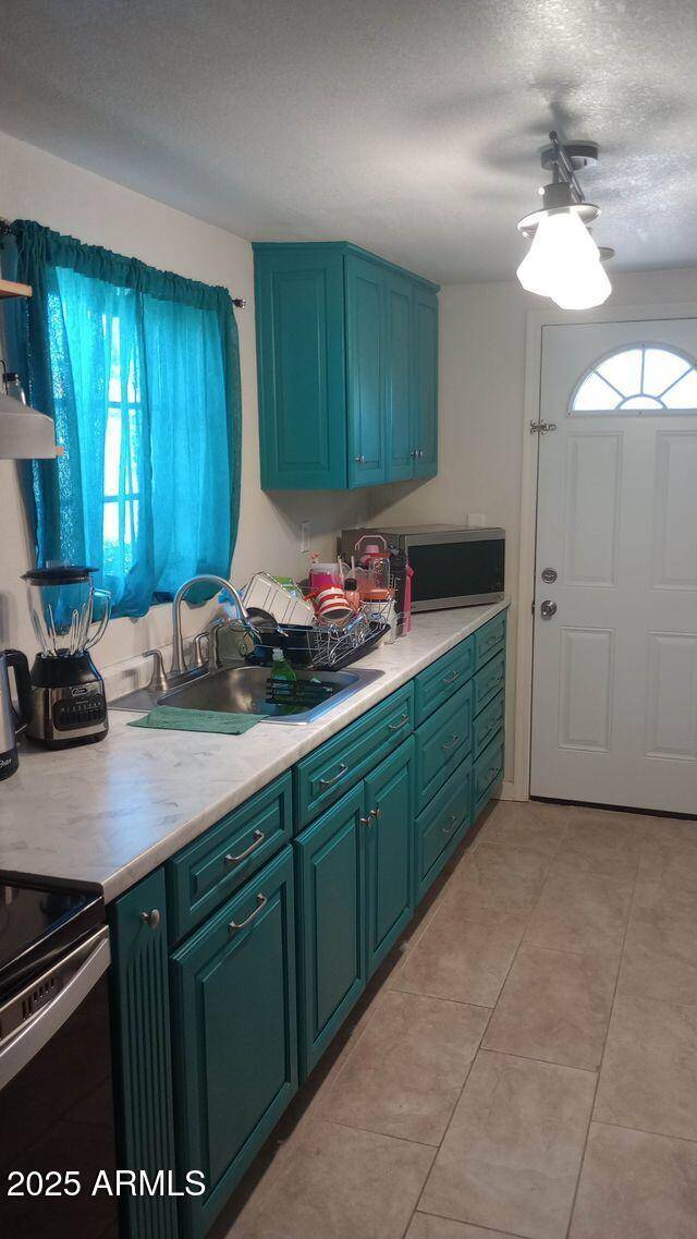Douglas, AZ 85608,735 E 3rd Street