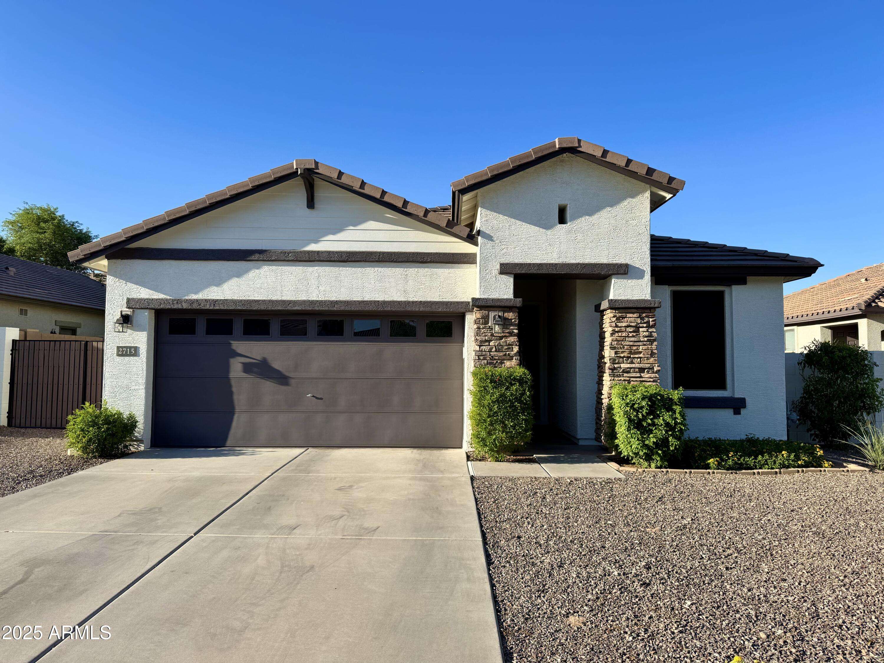 2715 E CANYON CREEK Drive, Gilbert, AZ 85295
