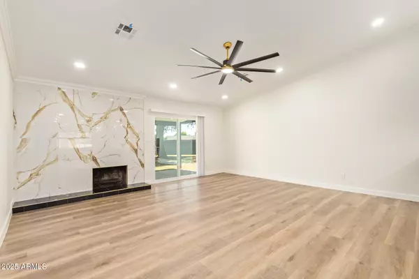 Phoenix, AZ 85033,4701 N 63RD Drive