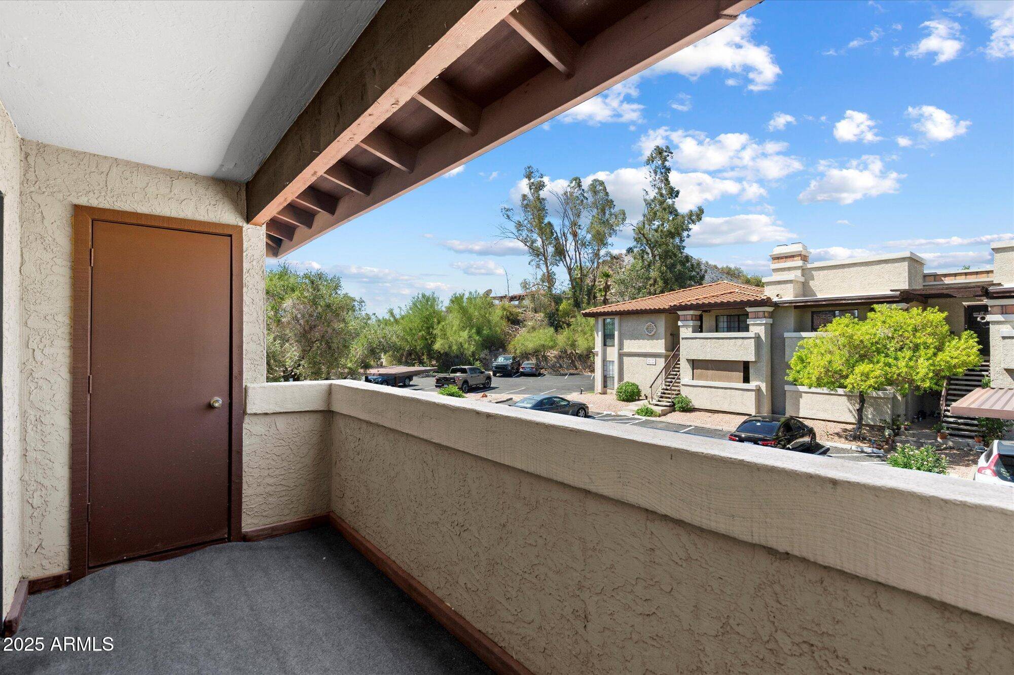 Phoenix, AZ 85020,7557 N DREAMY DRAW Drive #226
