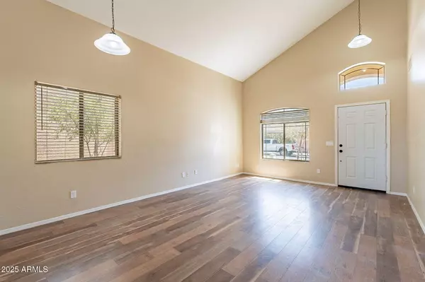 Buckeye, AZ 85326,5914 S 240TH Drive