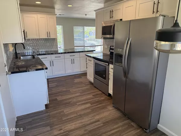 Phoenix, AZ 85016,2325 E OSBORN Road