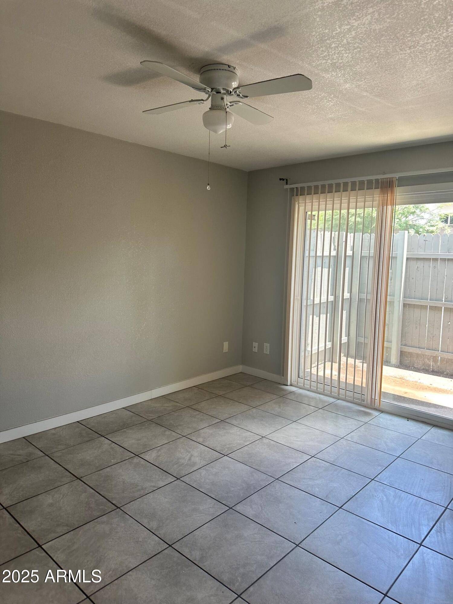 Phoenix, AZ 85008,511 N 52nd Street #14