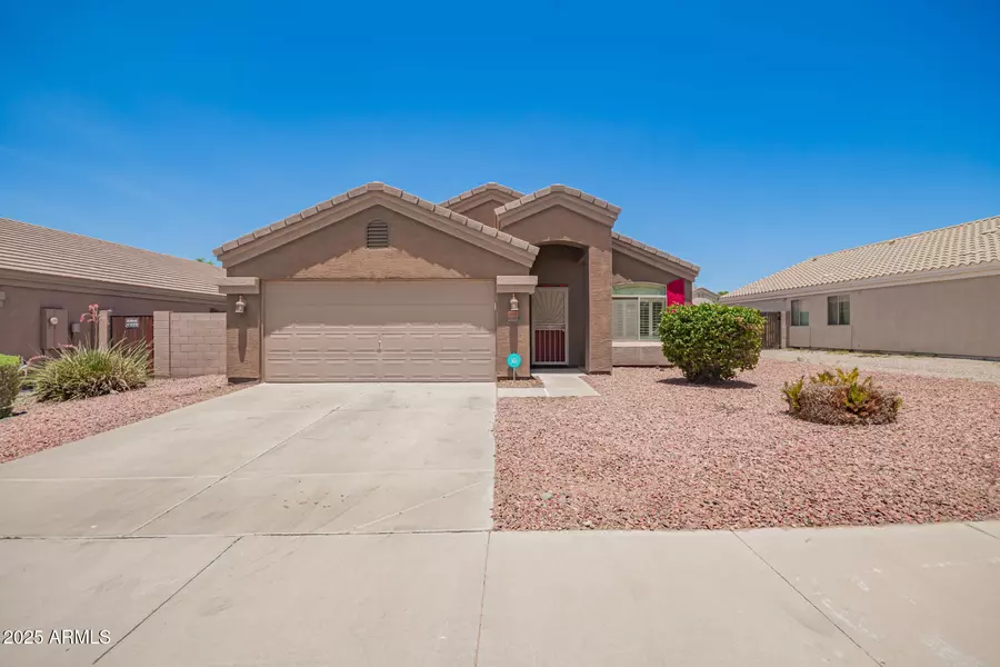 16264 W PIONEER Street, Goodyear, AZ 85338