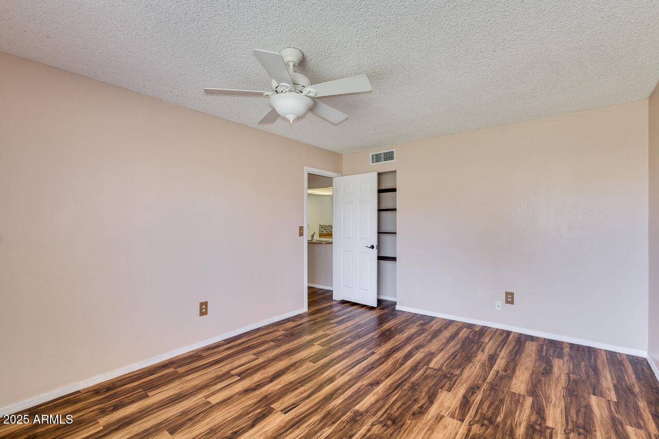 Phoenix, AZ 85029,4001 W SURREY Avenue