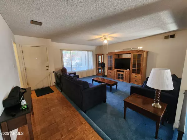 Glendale, AZ 85304,11216 N 52ND Avenue