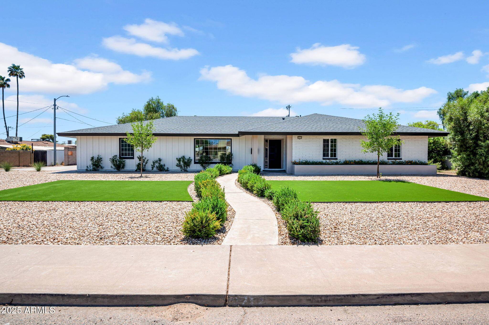 Phoenix, AZ 85009,2712 N 20TH Drive
