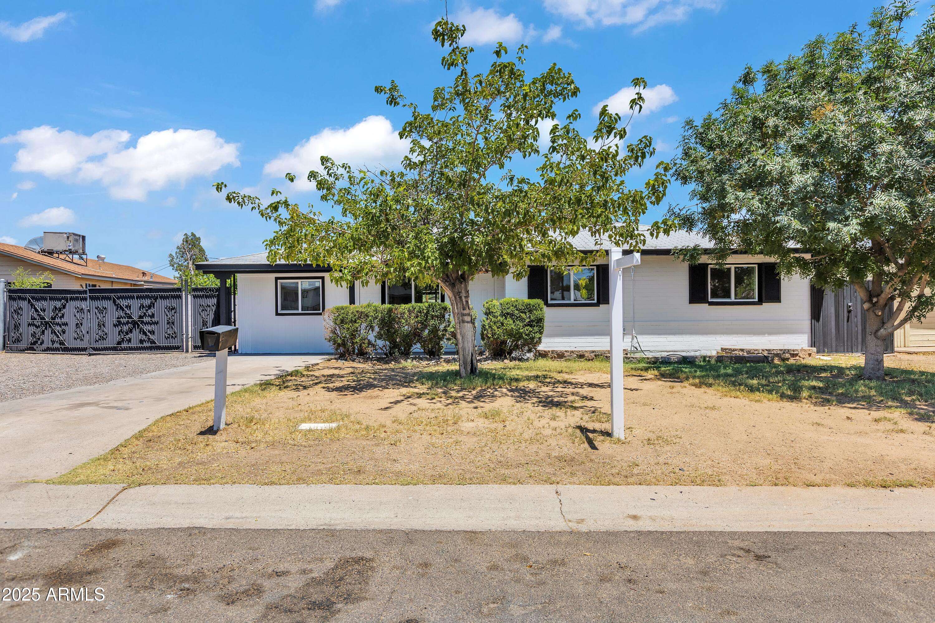 7137 N 22nd Drive, Phoenix, AZ 85021