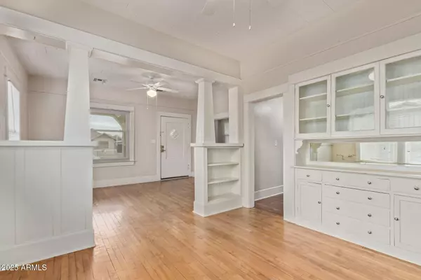 Phoenix, AZ 85006,1238 E PIERCE Street