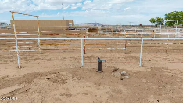 Eloy, AZ 85131,0 E Buchanon Pl 5 acres -- #-