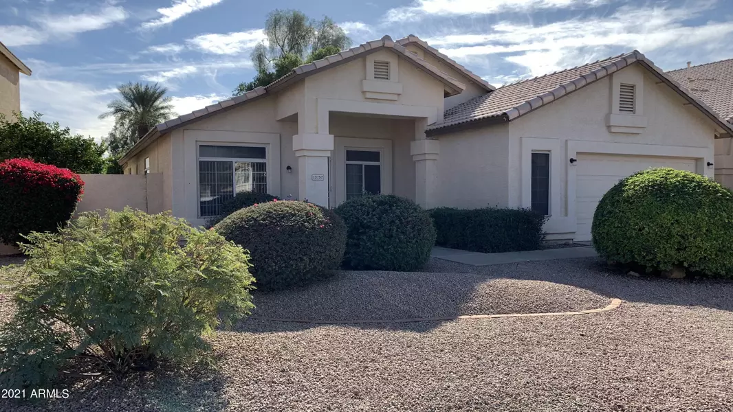 13757 W VERNON Avenue, Goodyear, AZ 85395