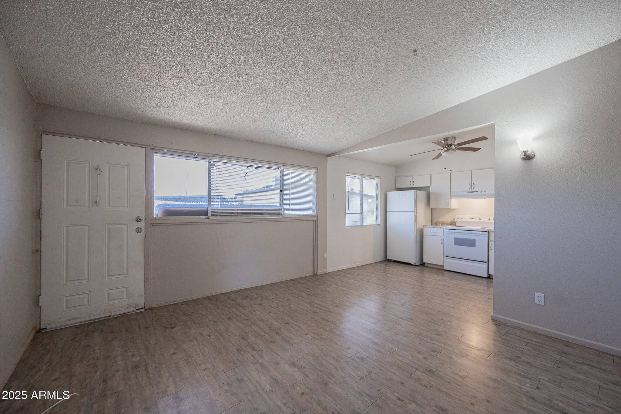 Phoenix, AZ 85015,2123 W DEVONSHIRE Avenue #13