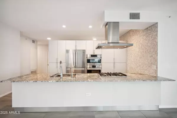 Scottsdale, AZ 85254,7180 E KIERLAND Boulevard #507