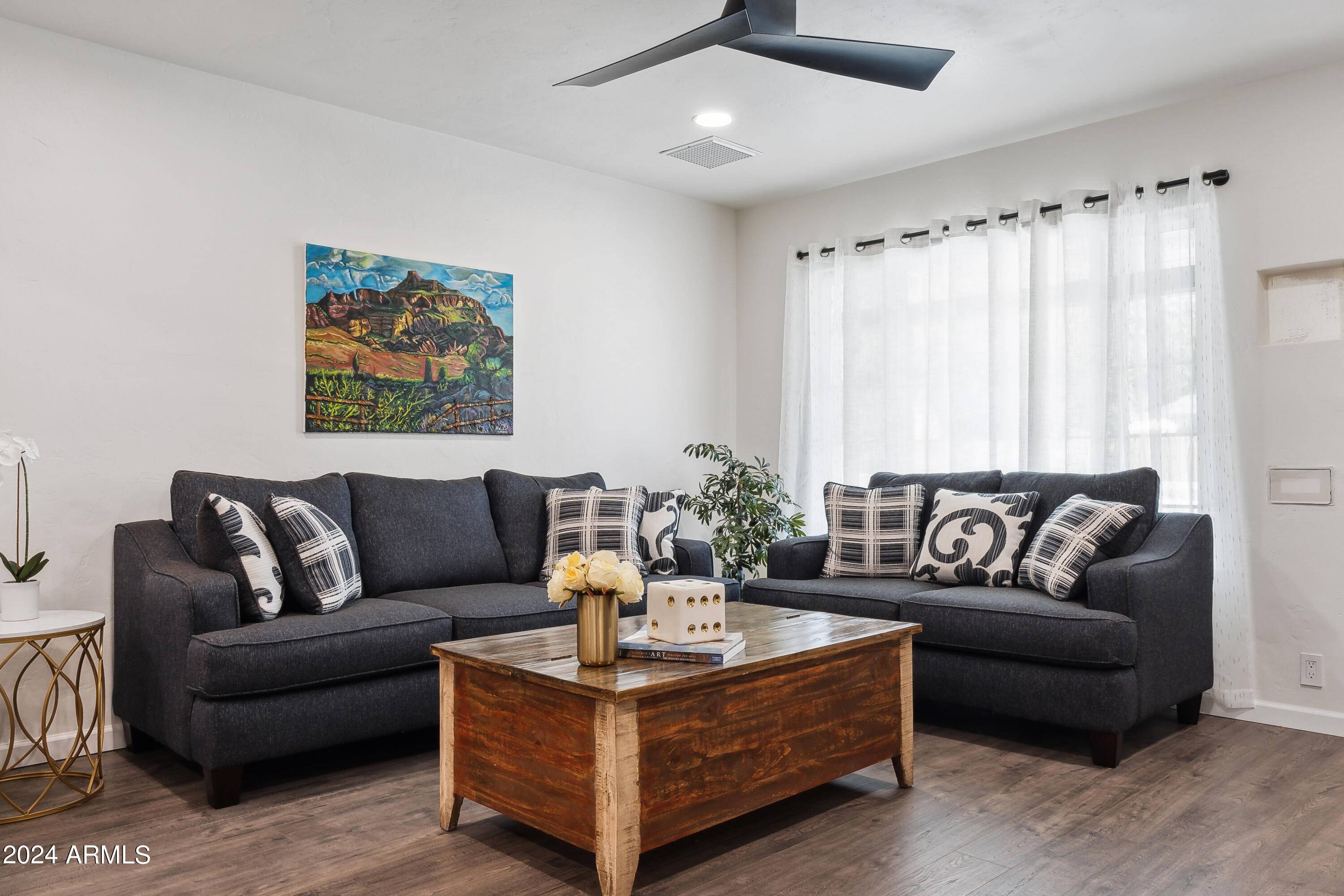 Phoenix, AZ 85018,3814 N 36TH Street