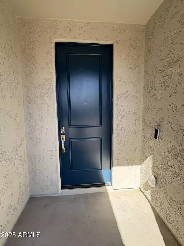 Goodyear, AZ 85338,18048 W LARKSPUR Drive