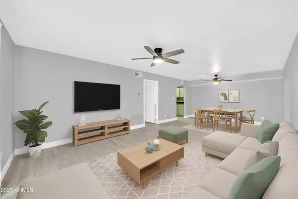 3825 E CAMELBACK Road #182, Phoenix, AZ 85018