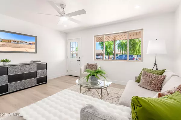 Phoenix, AZ 85029,3118 W WINDROSE Drive