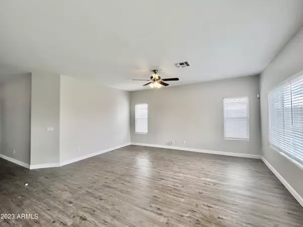 Chandler, AZ 85225,837 W IVANHOE Street