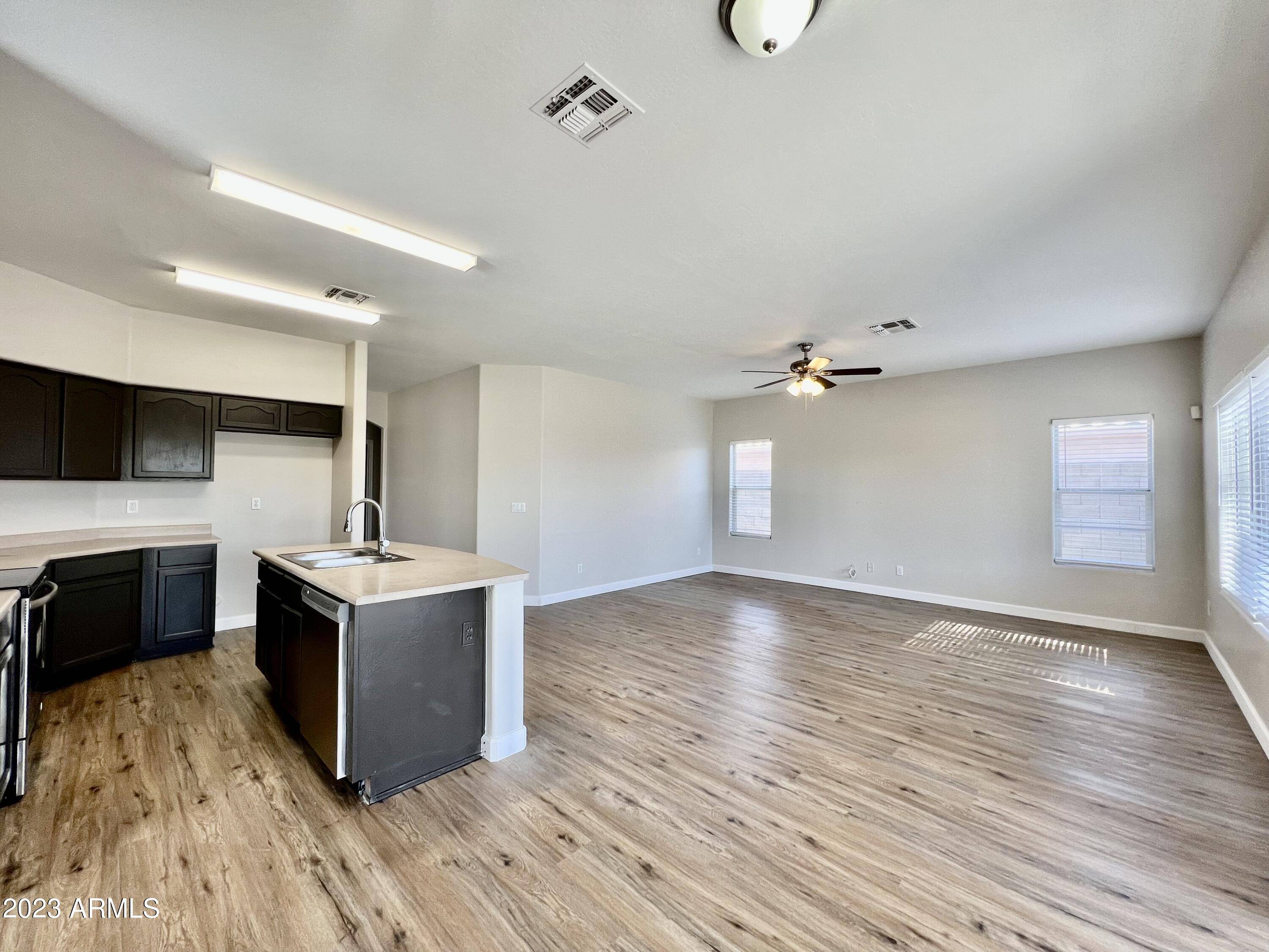 Chandler, AZ 85225,837 W IVANHOE Street