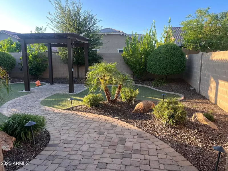 4040 E HOOT OWL Trail, Cave Creek, AZ 85331