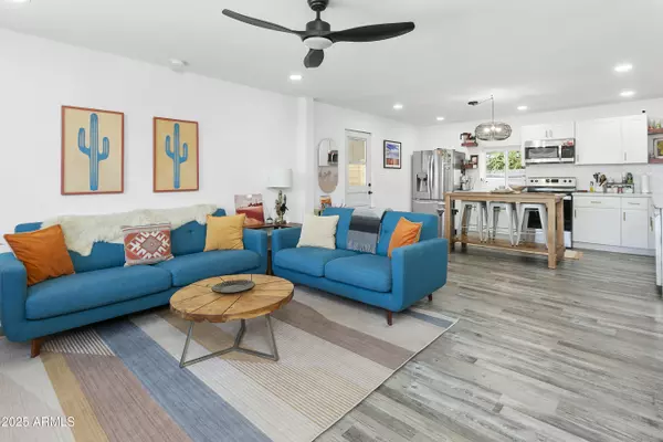 Phoenix, AZ 85020,912 E ORCHID Lane