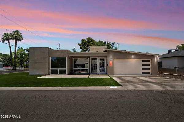 4202 E CATALINA Drive, Phoenix, AZ 85018