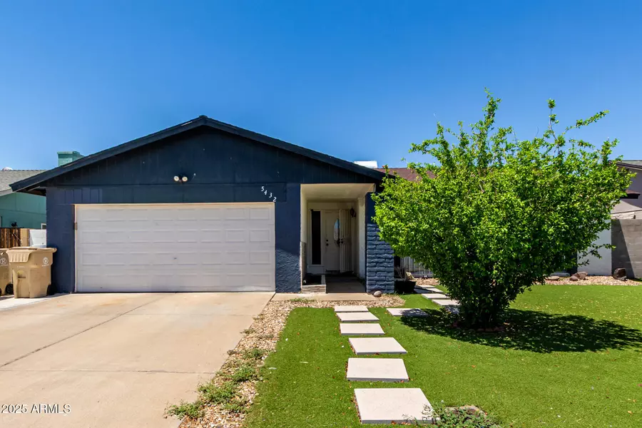 5432 W SUNNYSIDE Drive, Glendale, AZ 85304