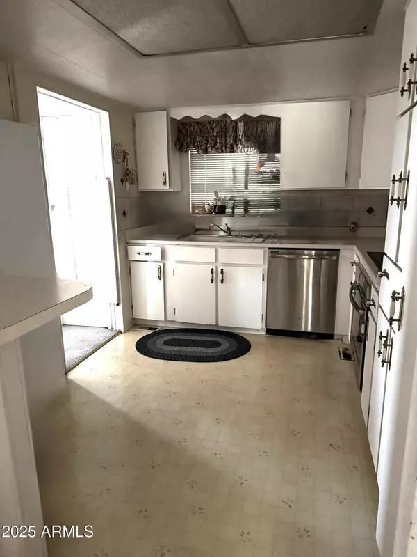 Mesa, AZ 85213,120 N VAL VISTA Drive #196
