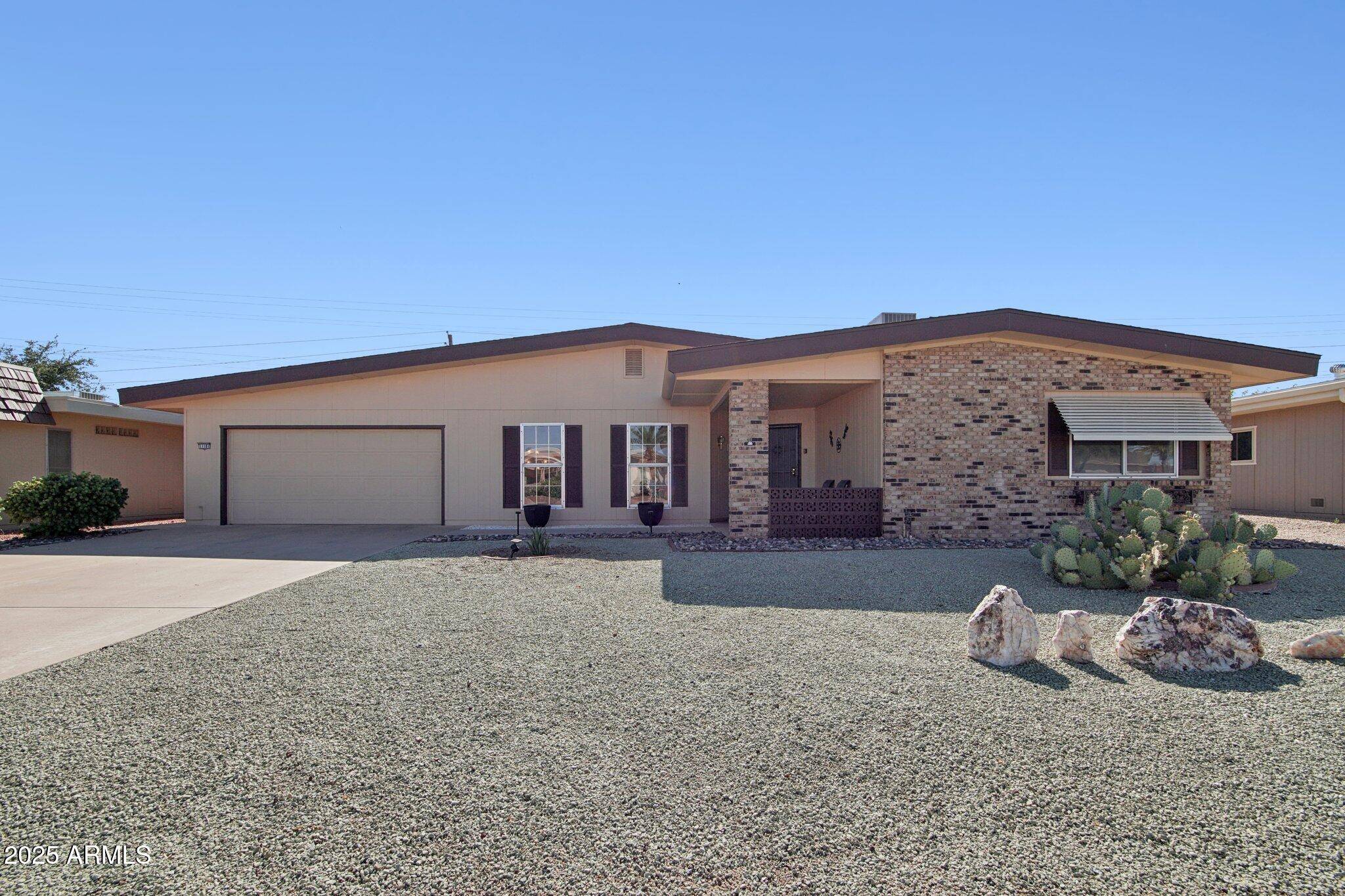 11181 W PALMERAS Drive, Sun City, AZ 85373