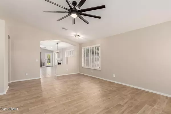 Gilbert, AZ 85234,723 N JOSHUA TREE Lane