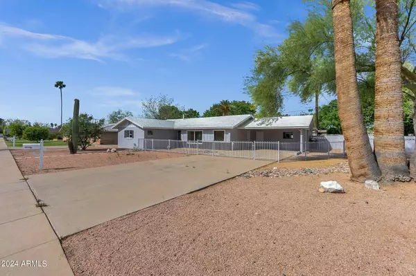 Phoenix, AZ 85018,3660 N 52ND Street