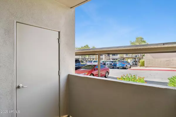 Scottsdale, AZ 85254,7009 E ACOMA Drive #1137