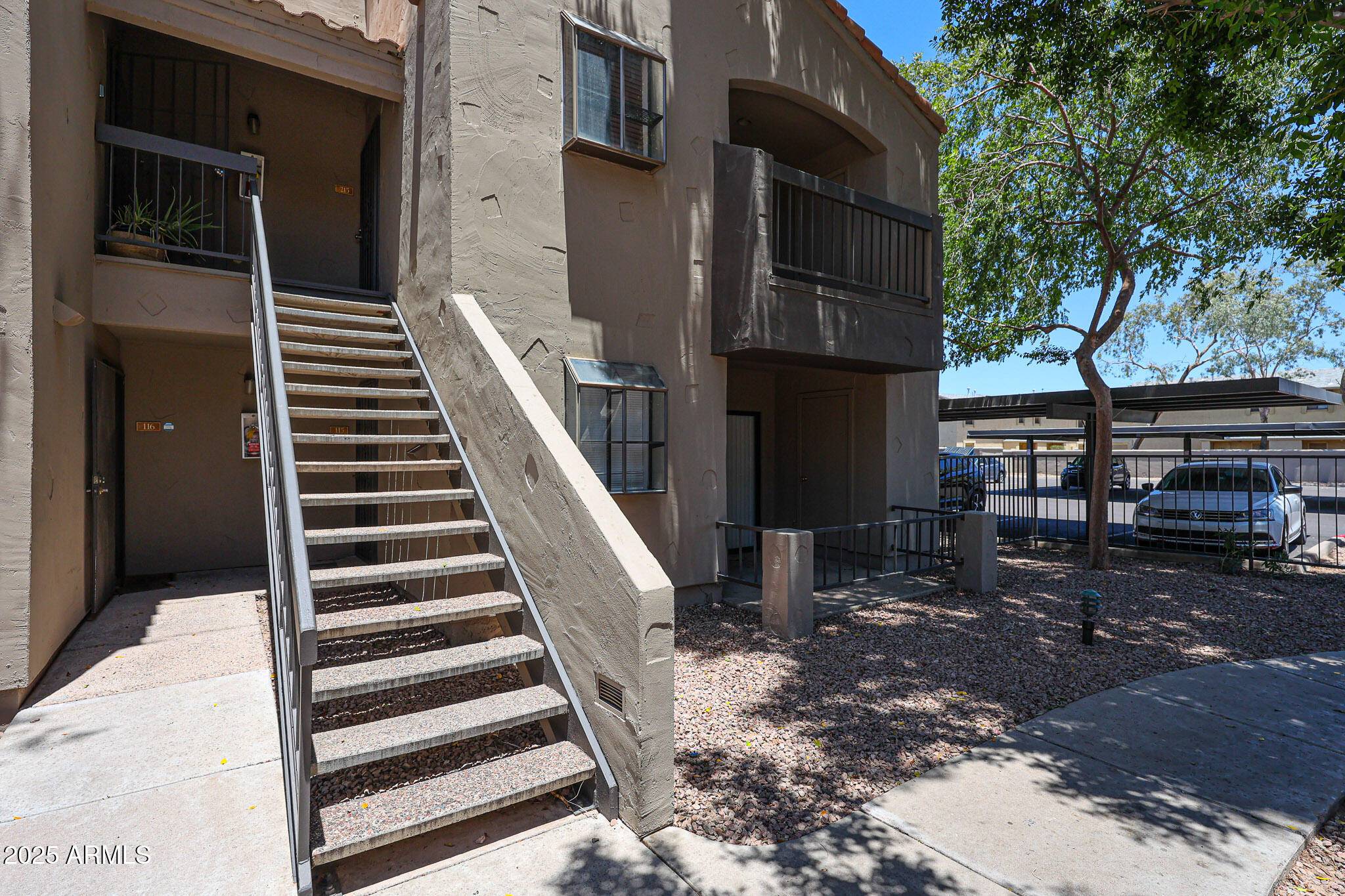Mesa, AZ 85210,747 S EXTENSION Road #115