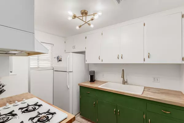 Scottsdale, AZ 85251,6125 E INDIAN SCHOOL Road #213