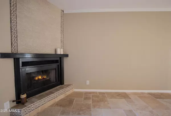 Phoenix, AZ 85020,1401 E PUGET Avenue #24