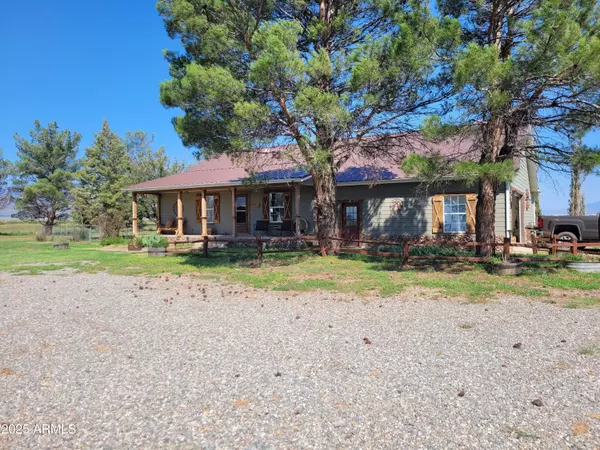 Willcox, AZ 85643,8255 N Fort Grant Road