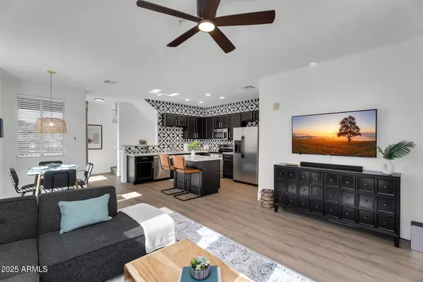 Gilbert, AZ 85233,240 W JUNIPER Avenue #1020
