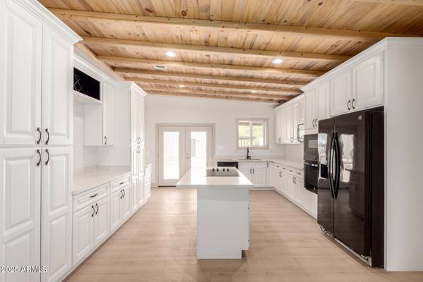 San Tan Valley, AZ 85140,1552 E RANCH Road