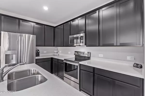 Gilbert, AZ 85295,2625 S PEPPERTREE Drive #101