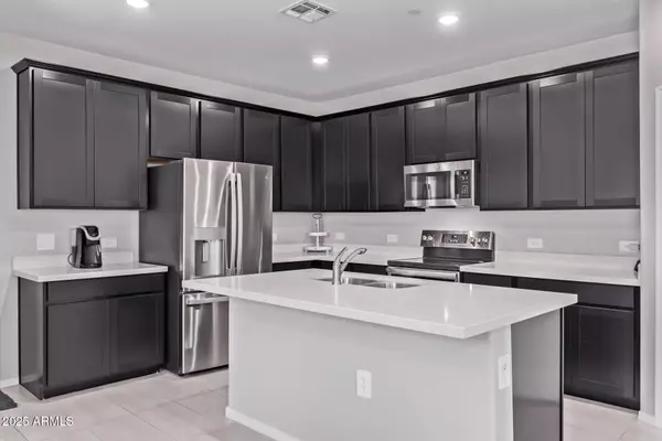 Gilbert, AZ 85295,2625 S PEPPERTREE Drive #101