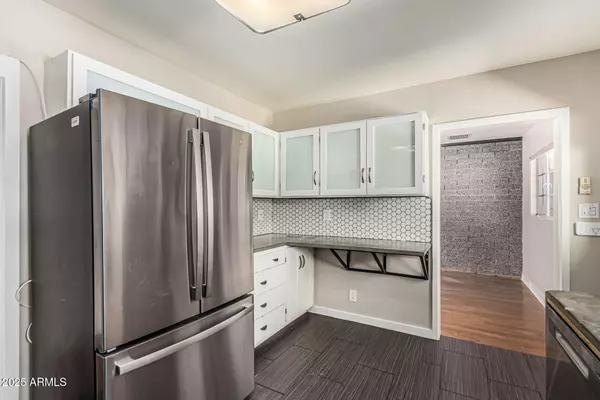 Phoenix, AZ 85013,6719 N 14TH Drive