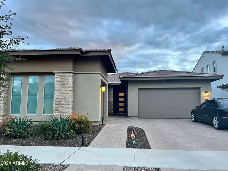 3863 E Shannon Street, Gilbert, AZ 85295