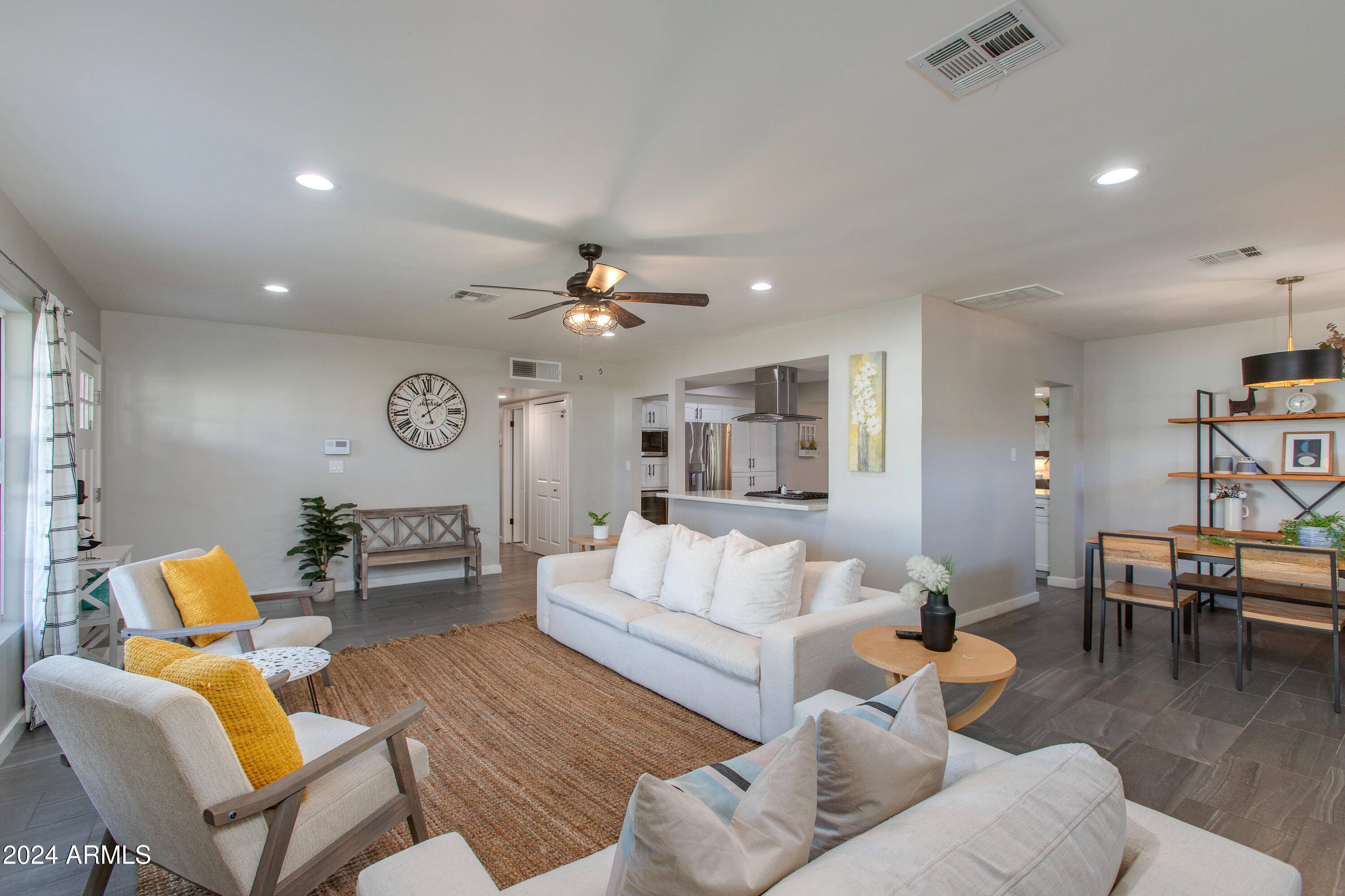 Phoenix, AZ 85018,4035 E INDIANOLA Avenue