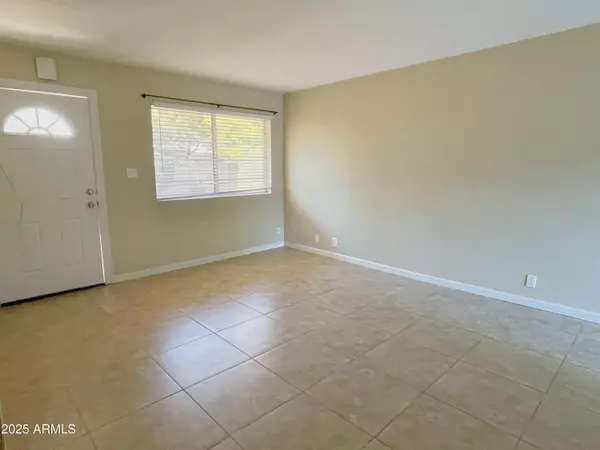 Phoenix, AZ 85018,3646 E Montecito Avenue #2